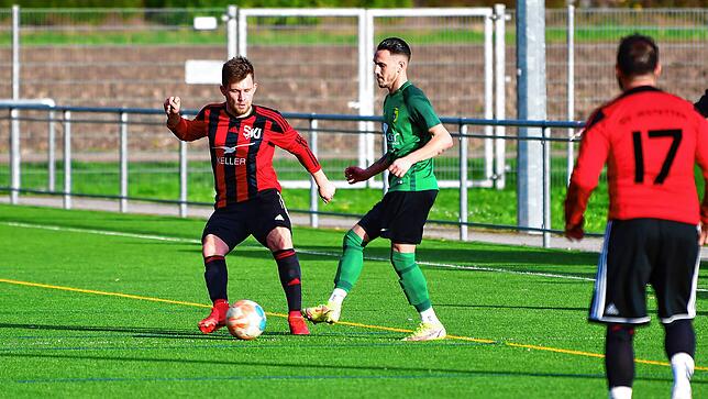 Bild 37: SV Herten besiegt den SV Jestetten im Kellerduell mit 3:2 &ndash; und wir haben Bilder!