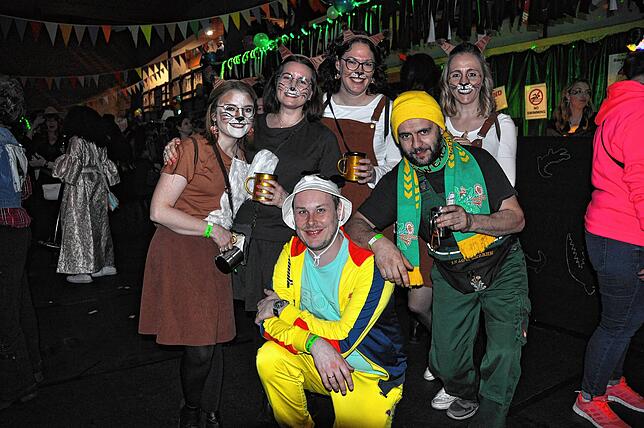 Bild 31: Beste Stimmung auf dem DLRG Ball in Wittenhofen