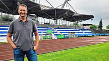 Klaus Segelbacher, stellvertretender Vorsitzender des VfB Friedrichshafen, holt immer wieder hochkarätige Mannschaften nach ...