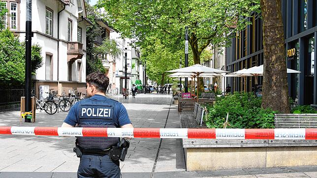 Die Polizei ist in Singen immer wieder gefordert, wie hier beim Großeinsatz in der Singener Innenstadt wegen eines Gasalarms im Mai ...