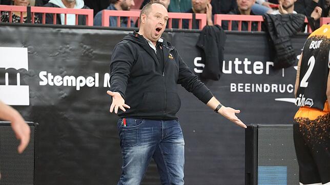 Für die Panthers um Trainer Alen Velcic (im Bild) ist der Klassenerhalt nur noch in der Theorie zu schaffen. Immerhin kehrt der ...
