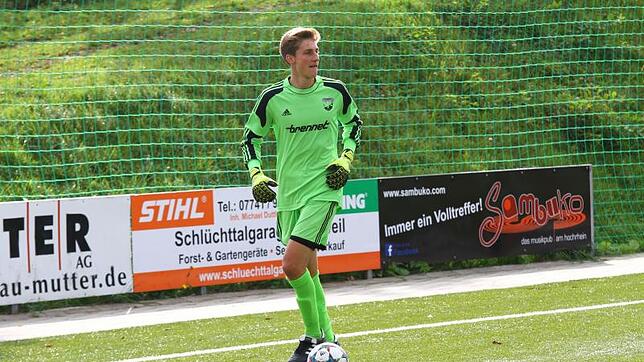 Guten Mutes: Torhüter David Bergmann (19) aus Wehr ist derzeit beim Team Aargau in der Schweizer 2. Liga Interregional. Morgen tritt er ...