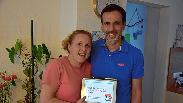 Katrin Maurer und Andreas Richter haben die Onlinepetition „Vereinbarkeit von Familie und Beruf fördern – flexible Ganztagsbetreuung ...