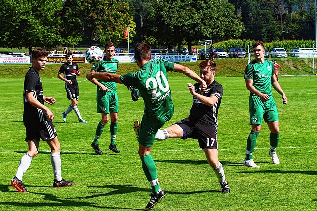 Bild 5: SV Rheintal feiert gegen den SV Stühlingen seinen ersten Saisonsieg &ndash; und wir haben Bilder!