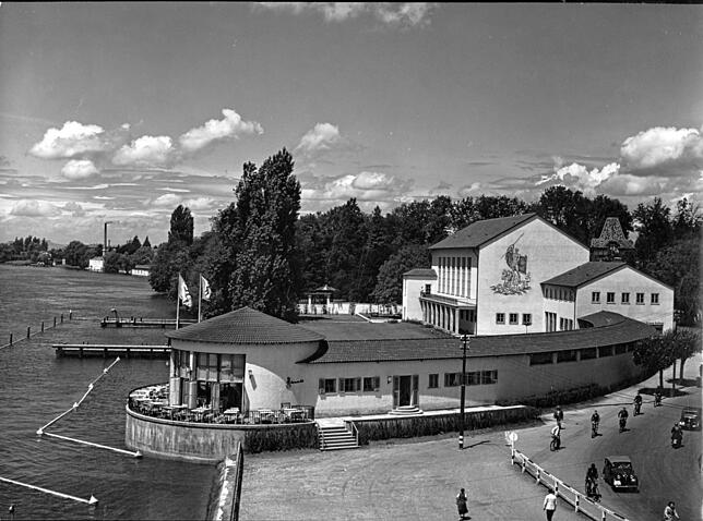Das Kur- und Hallenbad im Sommer 1938.