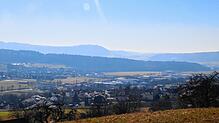 Aussicht: Der Blick auf Horheim mit seinem wachsenden Gewerbegebiet im Hintergrund.