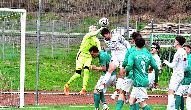 Bild 24: FC Zell feiert 7:0-Kantersieg gegen SV Jestetten – und wir haben Fotos!