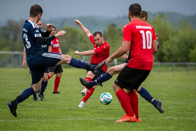 Bild 30: FC 08 Bad Säckingen feiert glücklichen 2:0-Derbysieg beim SV Obersäckingen &ndash; und wir haben Bilder!