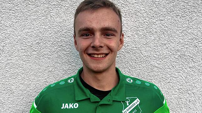 Der Ehinger Marius Dreher spielte zwei Jahre lang in der A-Jugend der HSG Konstanz. Am Samstag trifft er mit seinem Heimatverein auf ...