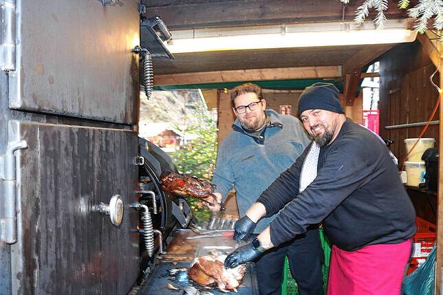 Tausende Besucher kamen zum Weihnachtsmarkt in die Ravennaschlucht um das einmalige Feeling zu erleben