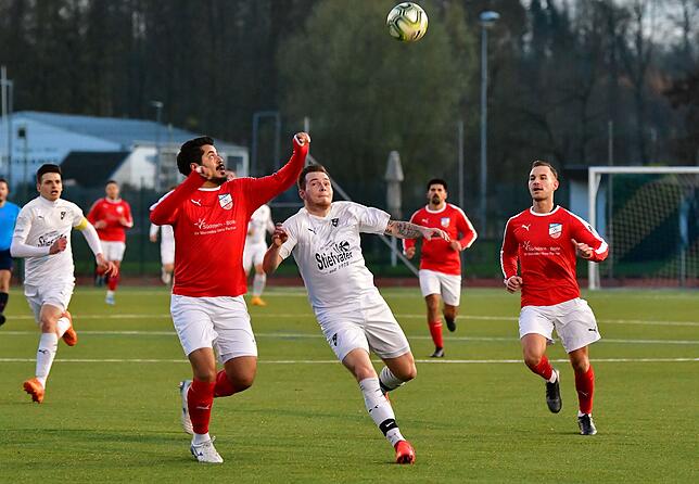 Bild 3: VfB Waldshut und FC Wittlingen trennen sich 3:3 im Spitzenspiel &ndash; und wir haben Bilder!