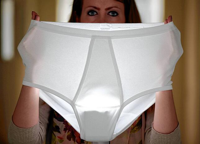 Der Klassiker ist nicht grade schön, aber praktisch: Doppelripp-Unterhose von Schiesser. Mit Wäsche dieser Art wurde Schiesser zum Kult. ...