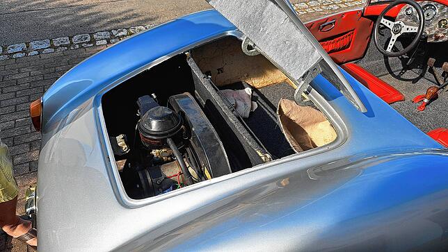 Wie bei allen Volkswagen aus den 1960er-Jahren sitzt auch beim Devin der Motor im Heck. Unter der vorderen Haube gibt es noch einen ...