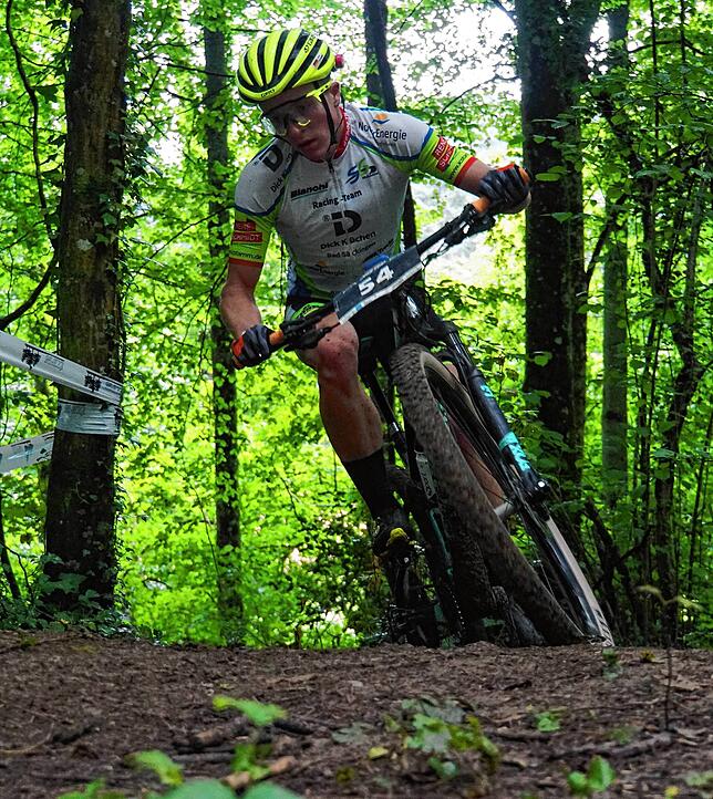 Gelbes Trikot: Dank Platz drei in Ehrenkirchen schob sich Lukas Stamm vom Dick Küchen Racing Team aus Bad Säckingen an die Spitze der ...