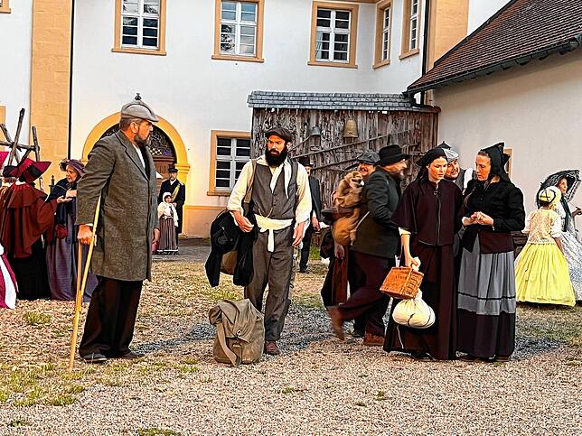 Bild 24: Freilichttheater in Riedern: &bdquo;Zwischen den Welten&ldquo;