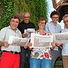 Engagiert auch abseits der Gremienpolitik: Mit einer Reihe von Markdorfern gründete Helmut Faden (links) eine Initiativgruppe ...