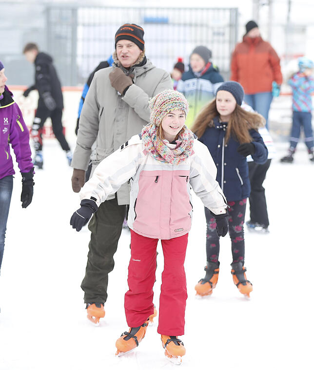 Bild 24: Bilder vom SÜDKURIER-Aktionstag auf der Blumberger Eisbahn