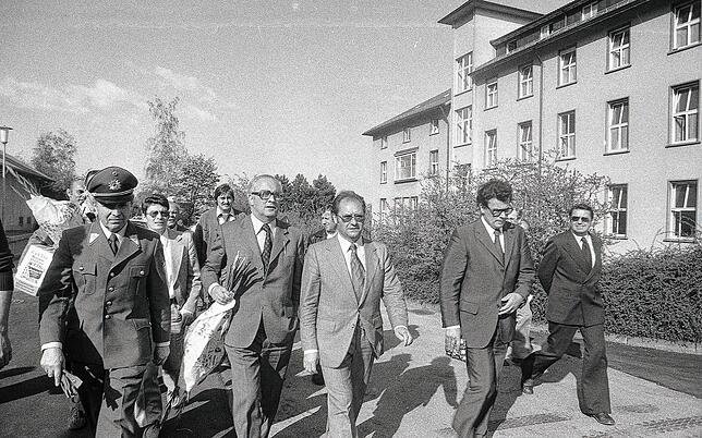 In den Tagen nach dem Schusswechsel der beiden RAF-Terroristen Verena Becker und Günter Sonnenberg mit zwei Polizisten am 3. Mai 1977 in ...