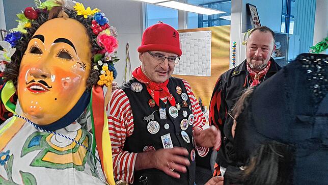 Bild 3: Fasnetstüble Donaueschingen: Die schönsten Bilder vom Schmutzigen Donnerstag in der SÜDKURIER-Redaktion