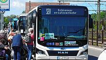 Schienenersatz zwischen Singen und Engen wegen einer Brückensanierung. Das stellt Busfahrer und Fahrgäste vor manch ein Problem.