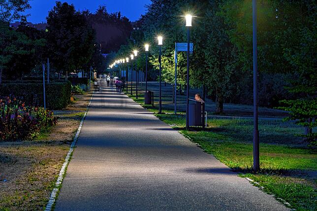 Bild 1: So hell leuchten Villingen und Schwenningen in der Nacht