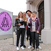 Prominente Unterstützung: Beim vorerst finalen Kirchenstreik am Sonntagabend vor der Waldshuter Liebfrauenkirche freuten sich die ...