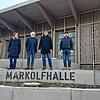 Sie freuen sich über die Auszeichnung (v.l.): Angelique Augenstein vom Dezernat für Nachhaltige Stadtentwicklung und Mobilität, Gerhard ...