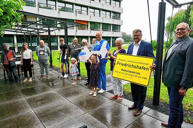 Sie alle haben für den Erhalt des Rettungshubschrauber-Standorts in Friedrichshafen Stimmen gesammelt oder sich dafür eingesetzt.