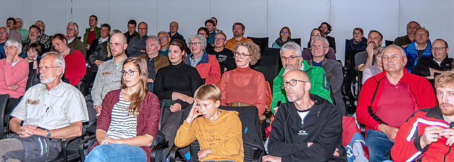 Rund 60 Besucher kamen zum Vortrag über das Wildtiermonitoring ins Landratsamt Sigmaringen