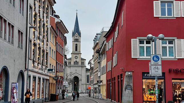 Aus dem Stadtbild nicht wegzudenken, aber stark sanierungsbedürftig: Die über 150 Jahre alte Lutherkirche. Akut einsturzgefährdet ist ...