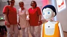 Der Sozial-Roboter Navel wird in der Pflege unterstützend eingesetzt.