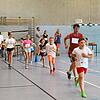 Groß und Klein machen mit beim Sponsorenlauf den der Vöhrenbacher Sporthalle.