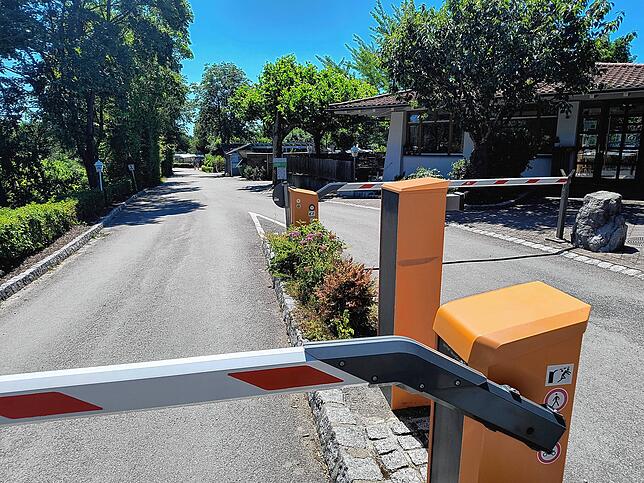 Ein Jahr später ist der Campingplatz saniert. Die Familie Wirth hat großflächig in neue Leitungen, Technik und die Sanierung der ...
