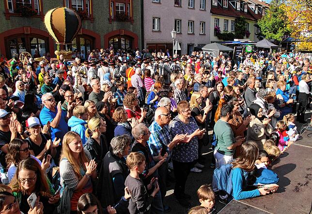 Bild 3: Kilbigfinale steigt bei Kaiserwetter