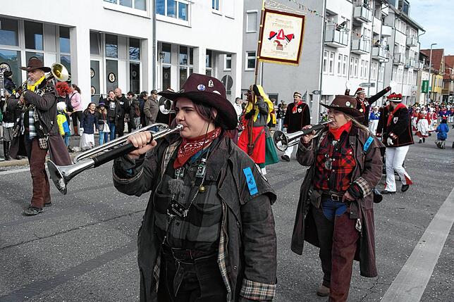 Bild 10: Bilder vom Narrensprung der Narrenzunft Seegockel in Friedrichshafen (1/3)