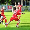 Spielführer Veysel Kayantas (Mitte), hier bedrängt von Auggener Gegenspielern, soll wohl vom Türk. SV Singen zum Lokalrivalen Südstern ...