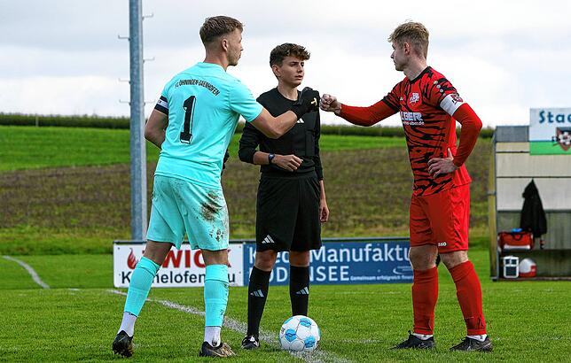 Bild 1: Remis im Duell Walbertsweiler-Rengetsweiler mit FC Öhningen-Gaienhofen. Wir haben die besten Bilder!