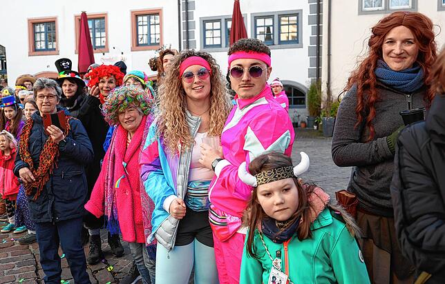 Bild 2: Fastnachtsumzug Radolfzell 2025: Alle Bilder vom farbenfrohen Spektakel