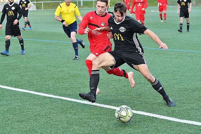 Bild 13: FC Wallbach siegt 6:2 beim FV Lörrach-Brombach II &ndash; und wir haben die Bilder!