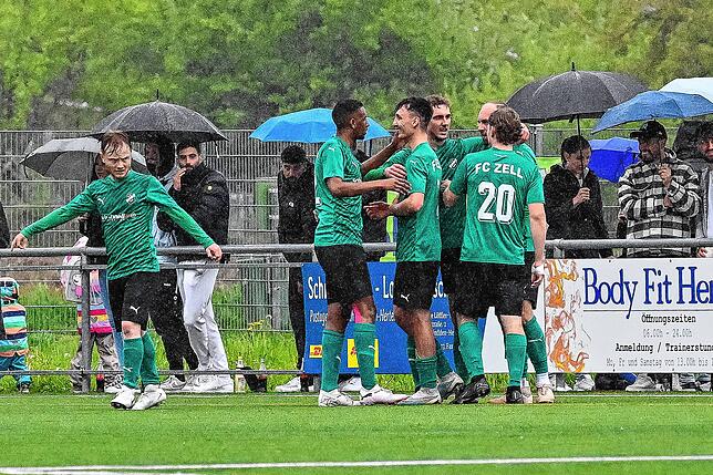 Bild 13: FC Zell gewinnt Pokal-Viertelfinale beim SV Herten mit 1:0 – wir haben Fotos!