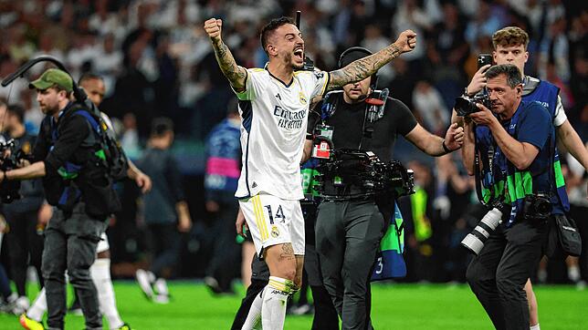 Real Mdrids Spieler Joselu feiert den Sieg und Final-Einzug seines Teams.