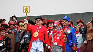 Bild : Fasnacht in Rielasingen: Schmotziger Fasnachtstag in bunten Bildern erleben