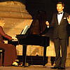 Die Pianistin und Komponistin Iara Behs-Dietsche und der Moderator und Entertainer Marten Krebs gestalten den Epilog zu den „Säulen der ...