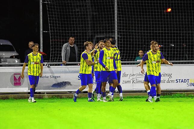 Bild 21: Unsere Bildergalerie vom Spiel zwischen dem FC Singen 04 und dem SC Gottmadingen-Bietingen