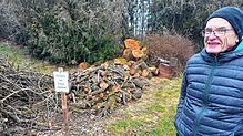 Dieser Holzstapel war vor vier Wochen noch doppelt so groß: Unbekannte haben rund einen Festmeter Holz abgeräumt und gestohlen. Gerhard ...