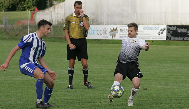 Bild 4: SG Mettingen/Krenkingen siegt gegen SV 08 Laufenburg II souverän mit 5:0 &ndash; wir haben die Bilder!