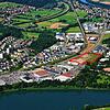 Der Baumarkt soll auf der rot umrandeten Fläche unweit von Laufenpark (links unten) und Zollübergang (rechts unten) errichtet werden.