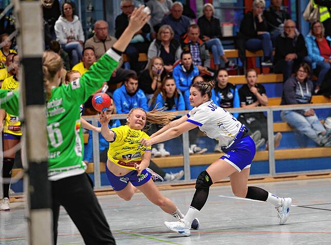 Bild 10: Der SV Allensbach gewinnt gegen die SG Mintraching/Neutraubling. Unsere Bildergalerie zur Partie!