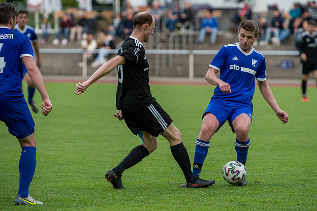 Bild 13: SV 08 Laufenburg II bezwingt den FC Weizen mit 4:1 &ndash; und wir haben Bilder!