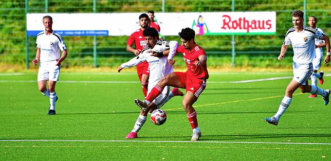 Bild 17: VfR Bad Bellingen siegt 7:0 bei der U23 des SV 08 Laufenburg &ndash; und wir haben Bilder!